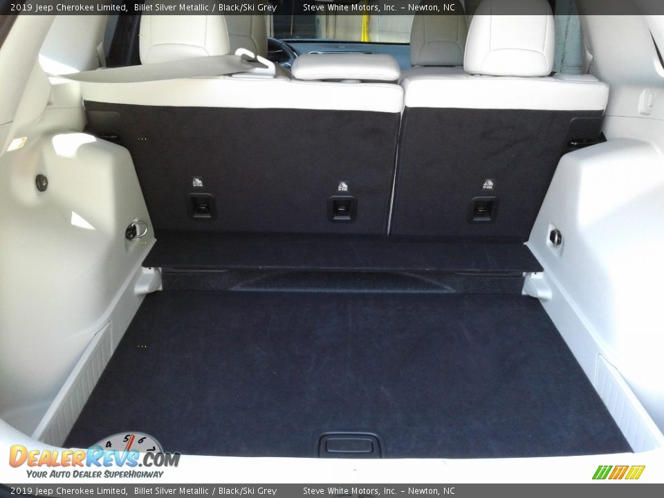 2019 Jeep Cherokee Limited Billet Silver Metallic / Black/Ski Grey Photo #13