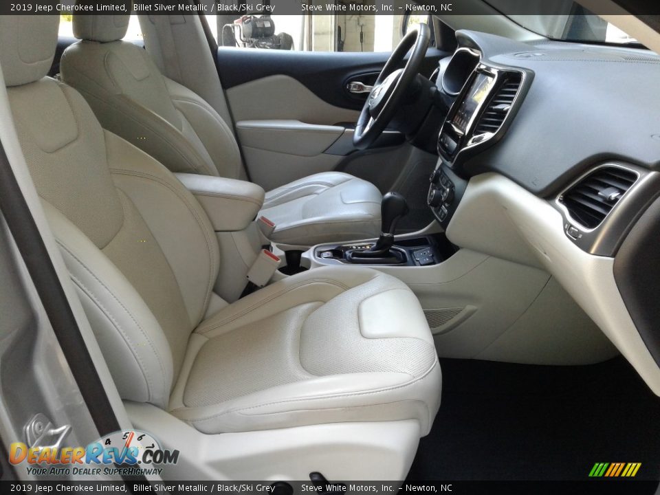 2019 Jeep Cherokee Limited Billet Silver Metallic / Black/Ski Grey Photo #16