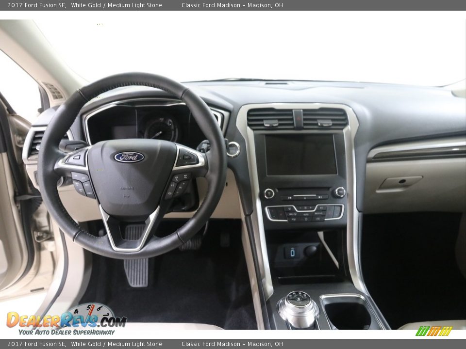 2017 Ford Fusion SE White Gold / Medium Light Stone Photo #7