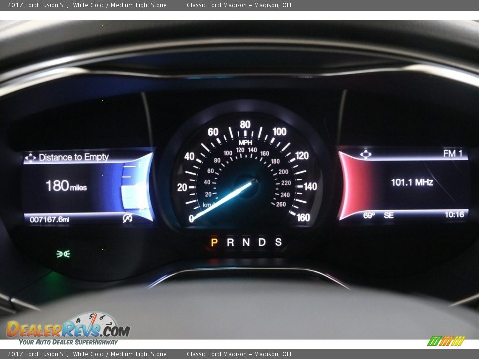 2017 Ford Fusion SE White Gold / Medium Light Stone Photo #9