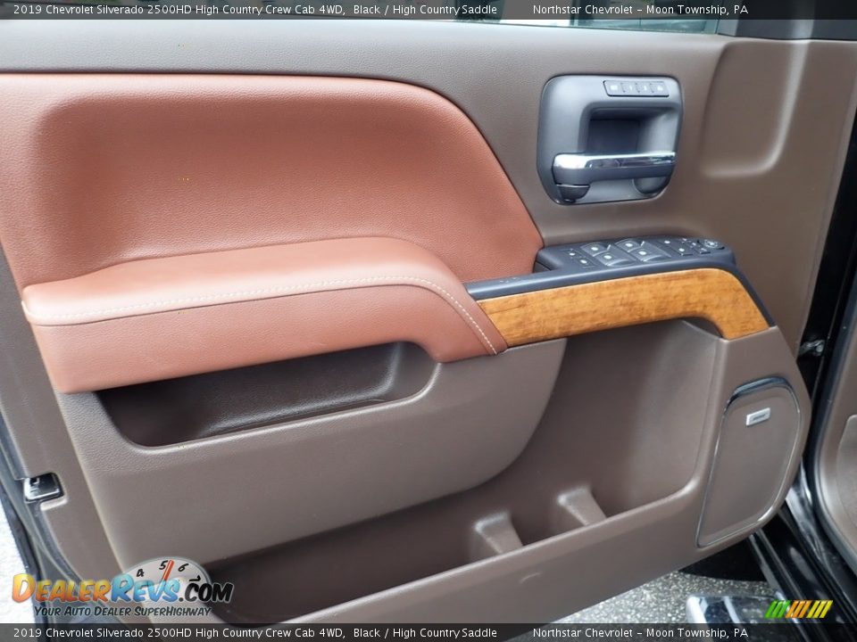 Door Panel of 2019 Chevrolet Silverado 2500HD High Country Crew Cab 4WD Photo #23