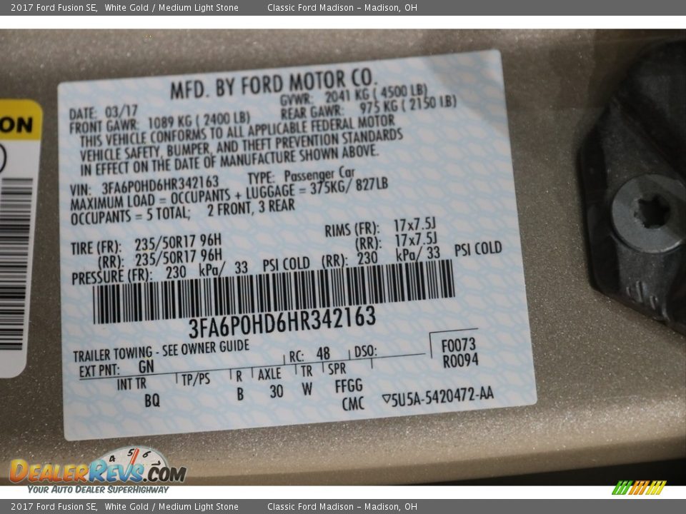 2017 Ford Fusion SE White Gold / Medium Light Stone Photo #18