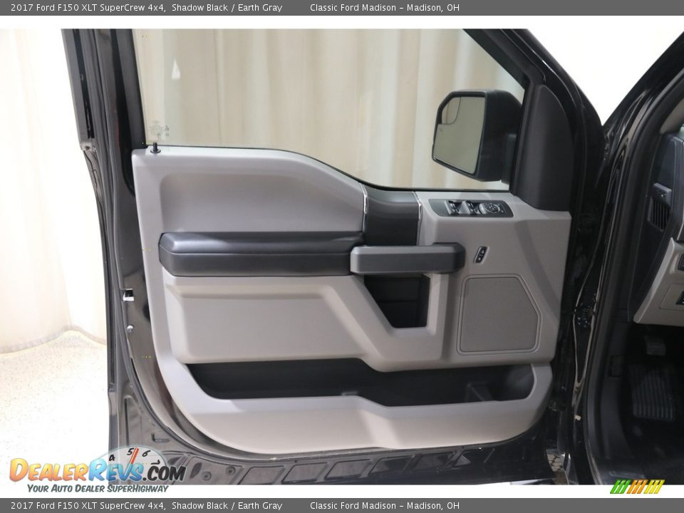 2017 Ford F150 XLT SuperCrew 4x4 Shadow Black / Earth Gray Photo #5