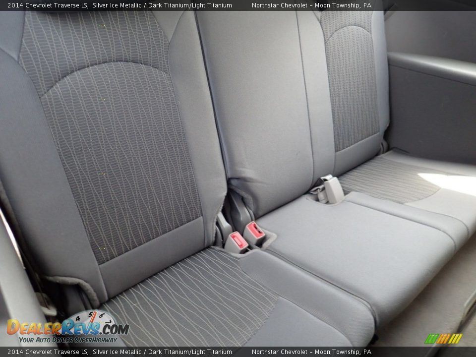 2014 Chevrolet Traverse LS Silver Ice Metallic / Dark Titanium/Light Titanium Photo #19
