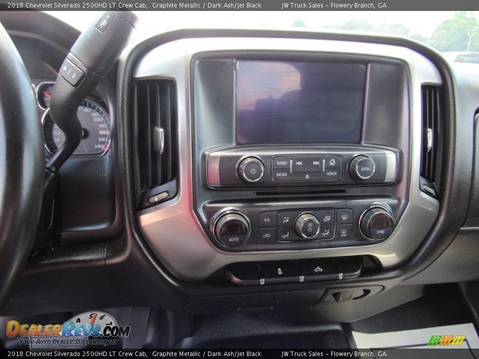 Controls of 2018 Chevrolet Silverado 2500HD LT Crew Cab Photo #17