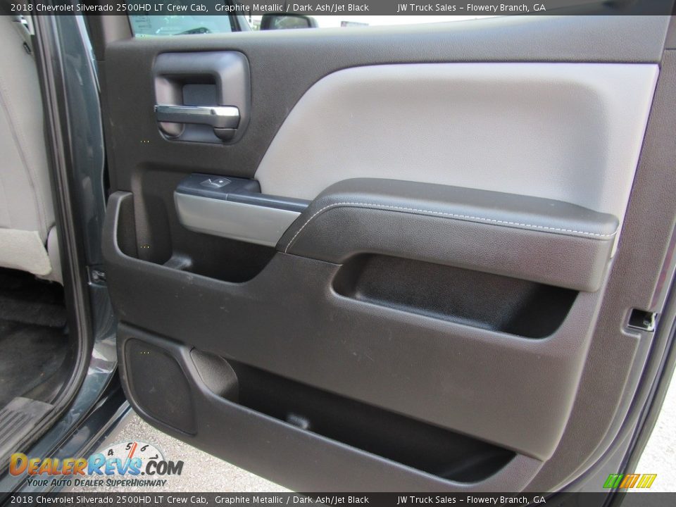 2018 Chevrolet Silverado 2500HD LT Crew Cab Graphite Metallic / Dark Ash/Jet Black Photo #36