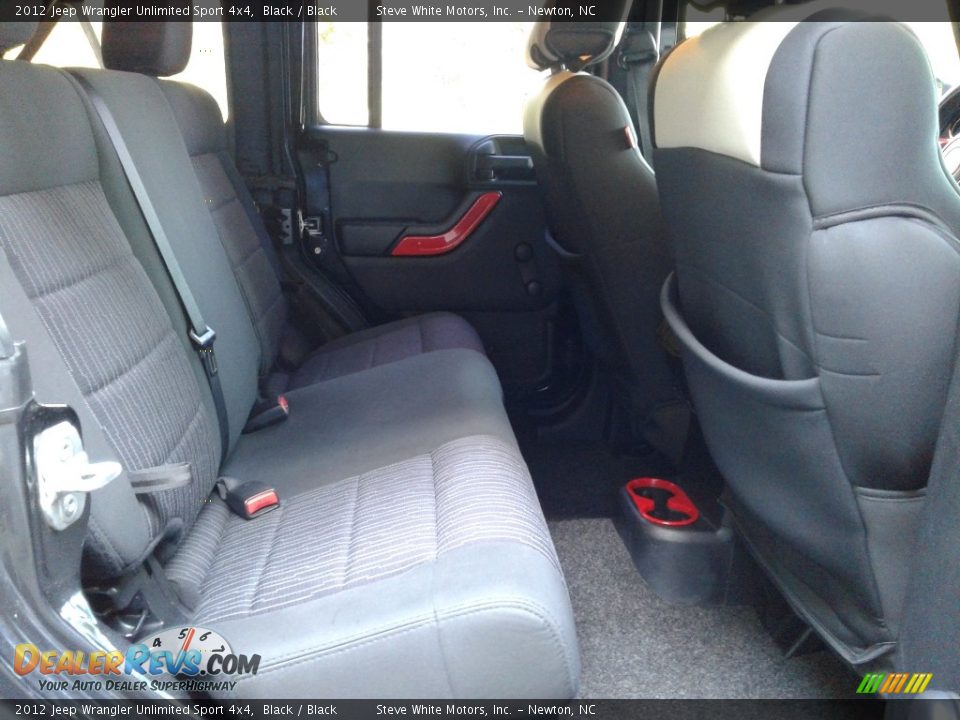 2012 Jeep Wrangler Unlimited Sport 4x4 Black / Black Photo #15