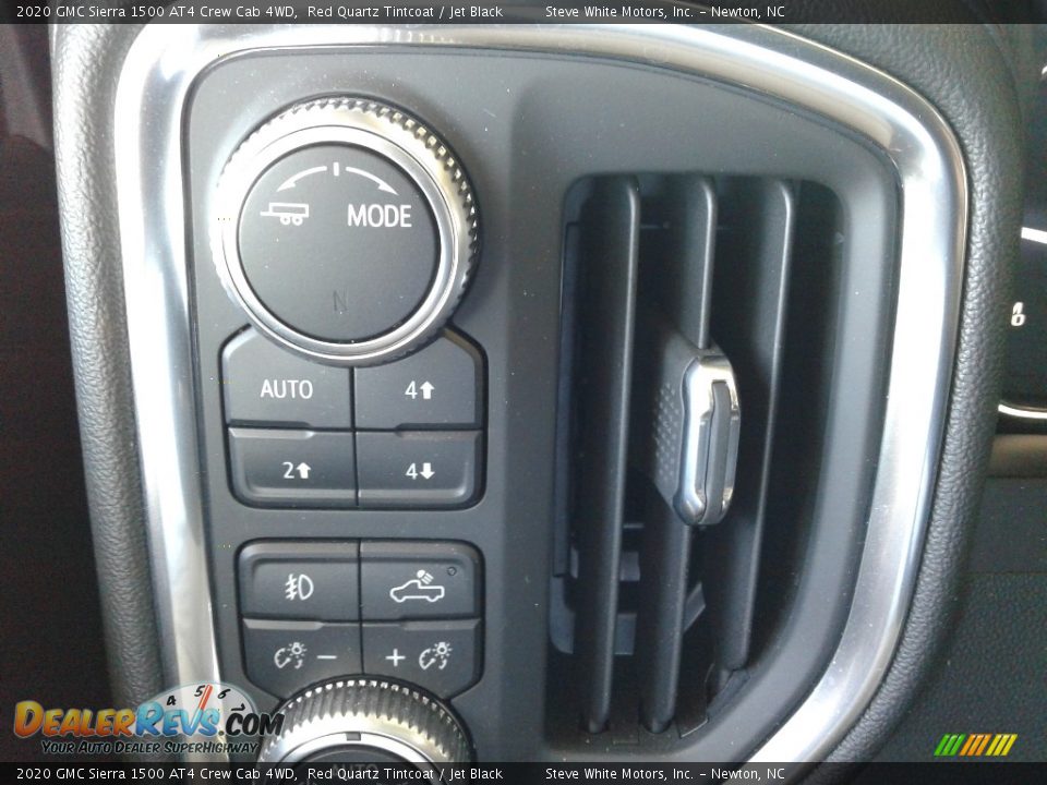 Controls of 2020 GMC Sierra 1500 AT4 Crew Cab 4WD Photo #23