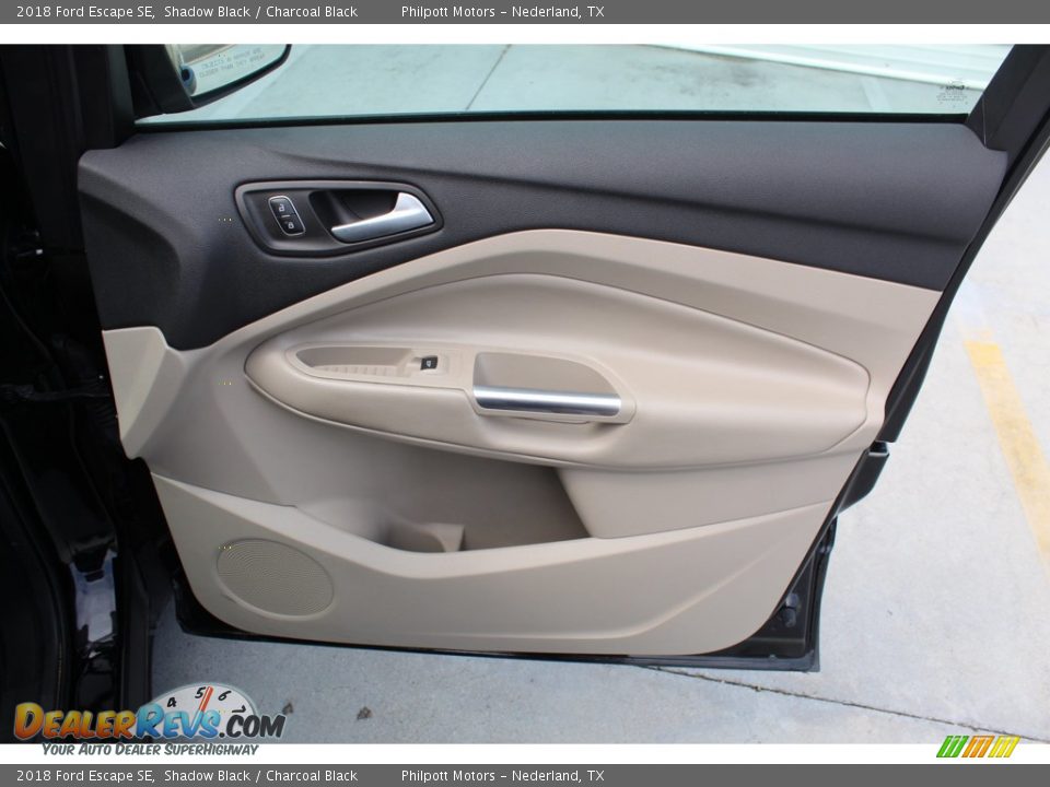 2018 Ford Escape SE Shadow Black / Charcoal Black Photo #27