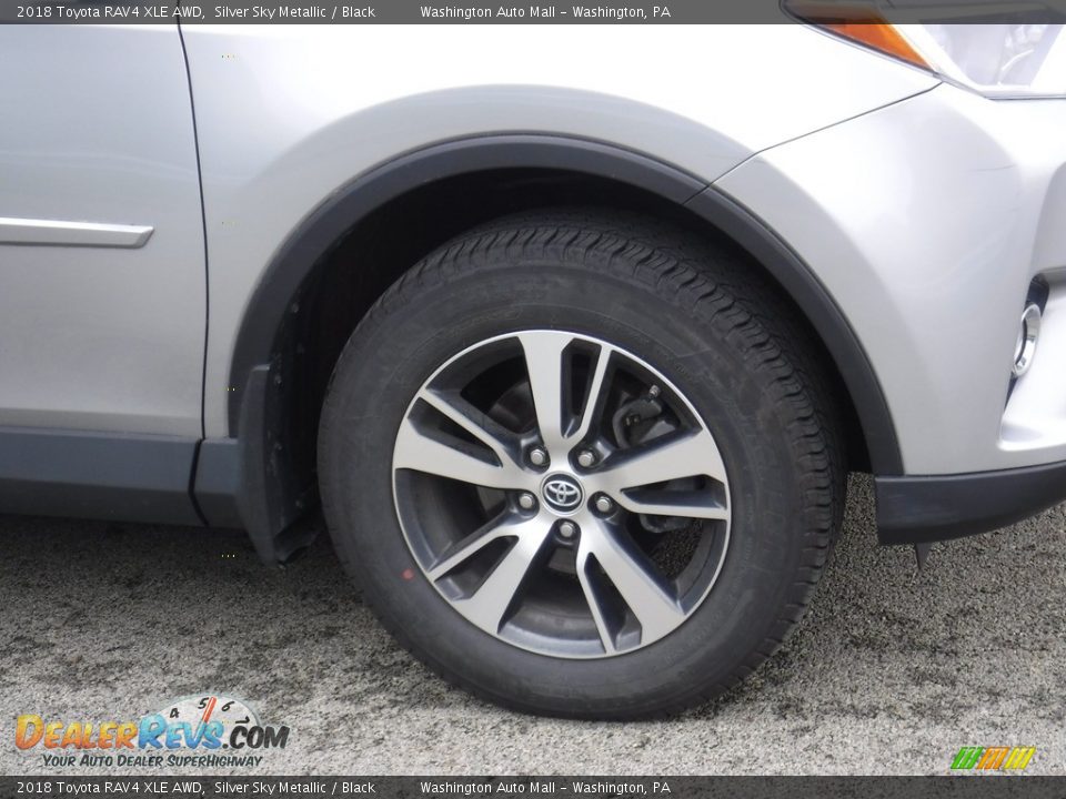 2018 Toyota RAV4 XLE AWD Silver Sky Metallic / Black Photo #7