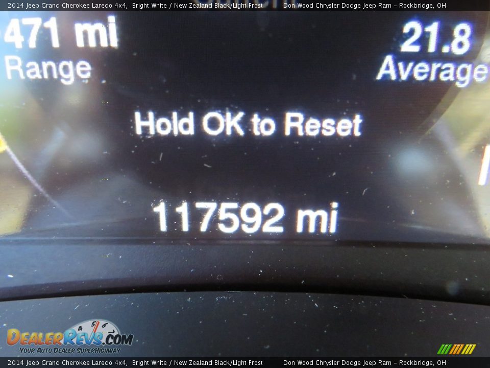 2014 Jeep Grand Cherokee Laredo 4x4 Bright White / New Zealand Black/Light Frost Photo #21