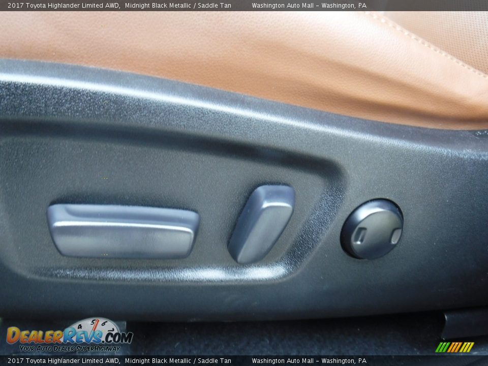 2017 Toyota Highlander Limited AWD Midnight Black Metallic / Saddle Tan Photo #23