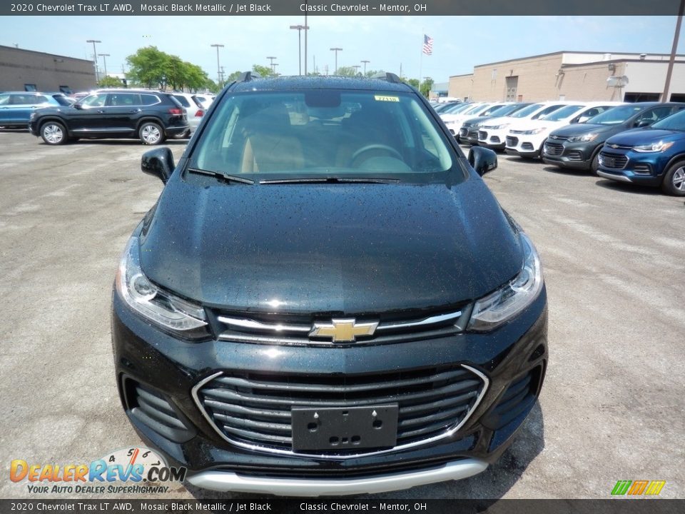 2020 Chevrolet Trax LT AWD Mosaic Black Metallic / Jet Black Photo #2
