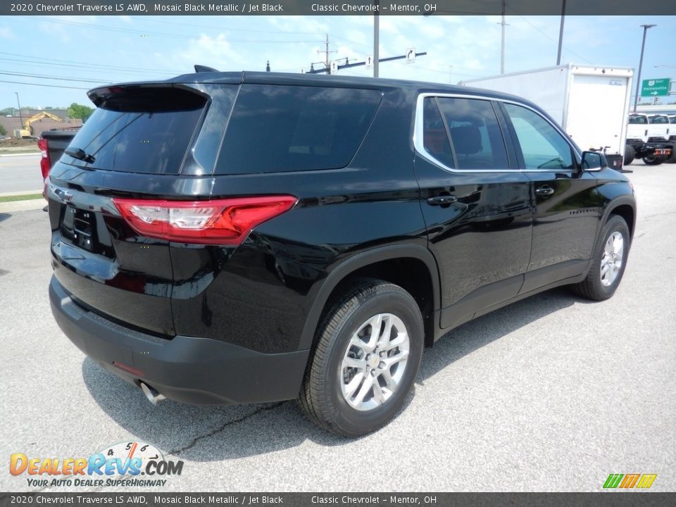 2020 Chevrolet Traverse LS AWD Mosaic Black Metallic / Jet Black Photo #4