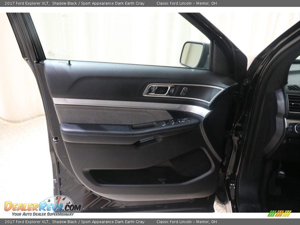 2017 Ford Explorer XLT Shadow Black / Sport Appearance Dark Earth Gray Photo #5