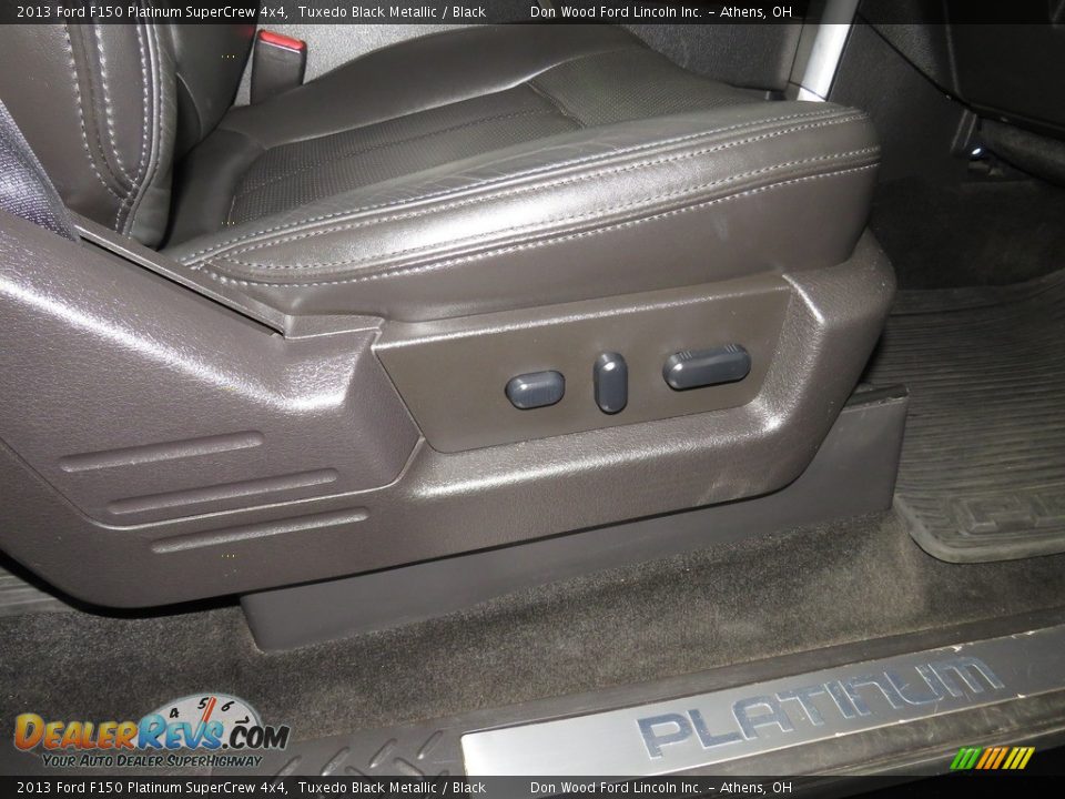 2013 Ford F150 Platinum SuperCrew 4x4 Tuxedo Black Metallic / Black Photo #24