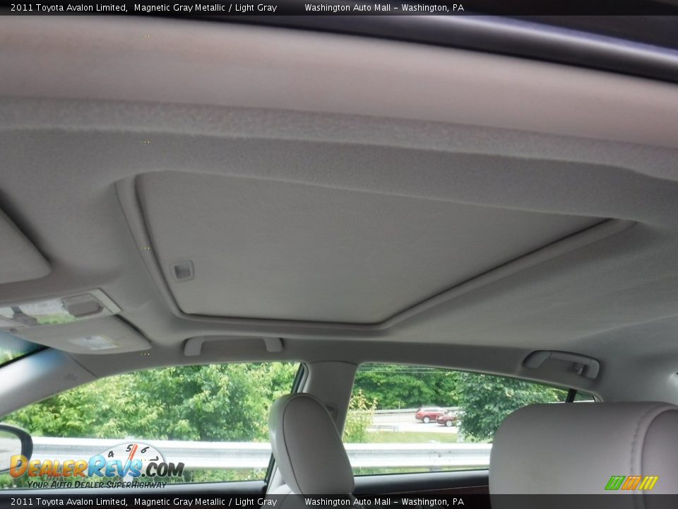 2011 Toyota Avalon Limited Magnetic Gray Metallic / Light Gray Photo #16