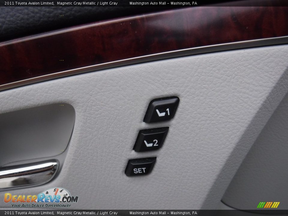 2011 Toyota Avalon Limited Magnetic Gray Metallic / Light Gray Photo #18