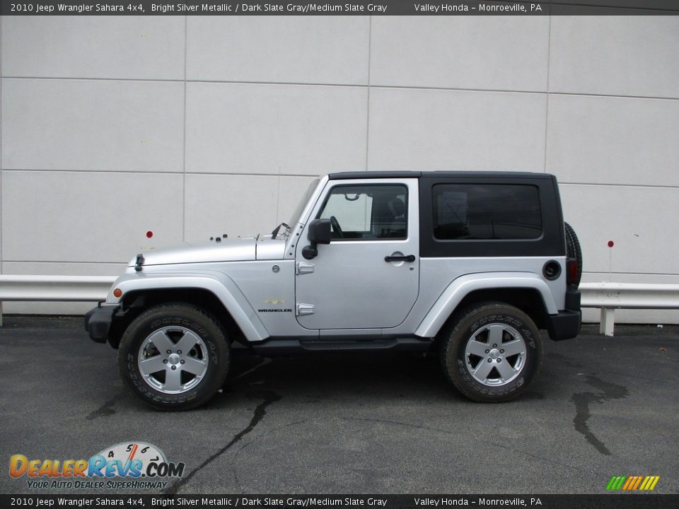 2010 Jeep Wrangler Sahara 4x4 Bright Silver Metallic / Dark Slate Gray/Medium Slate Gray Photo #2