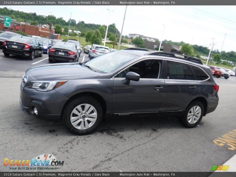 2019 Subaru Outback 2.5i Premium Magnetite Gray Metallic / Slate Black Photo #5