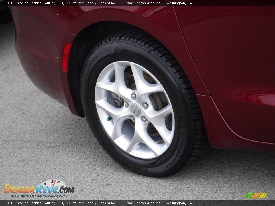 2018 Chrysler Pacifica Touring Plus Velvet Red Pearl / Black/Alloy Photo #4