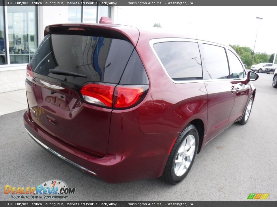 2018 Chrysler Pacifica Touring Plus Velvet Red Pearl / Black/Alloy Photo #10