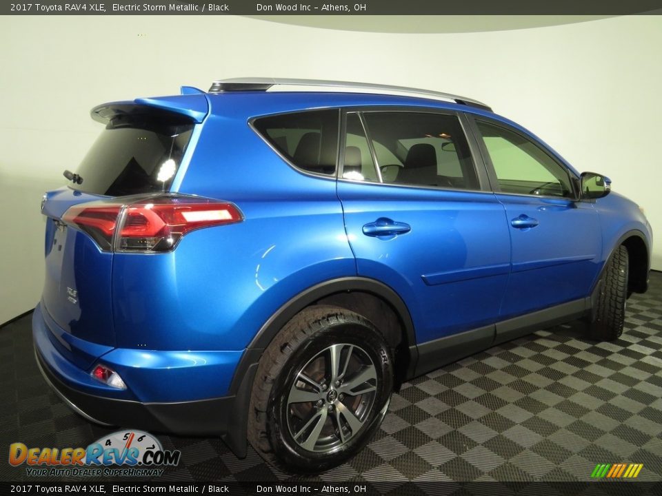 2017 Toyota RAV4 XLE Electric Storm Metallic / Black Photo #15