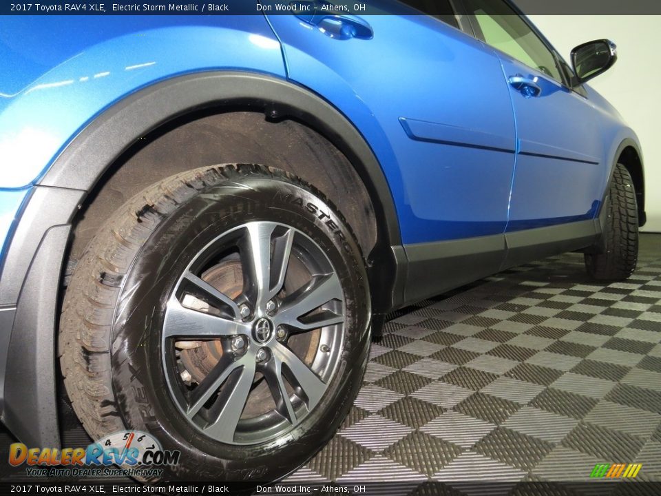 2017 Toyota RAV4 XLE Electric Storm Metallic / Black Photo #16