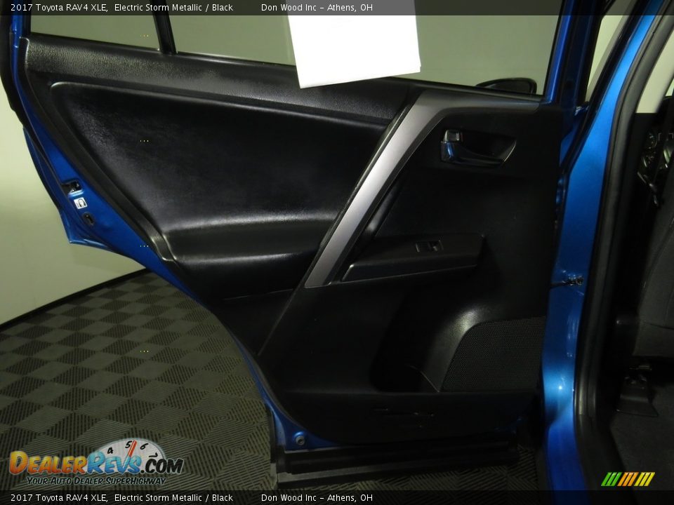 2017 Toyota RAV4 XLE Electric Storm Metallic / Black Photo #21