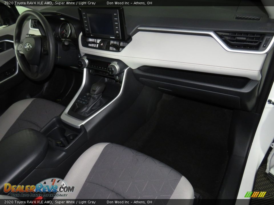 2020 Toyota RAV4 XLE AWD Super White / Light Gray Photo #27