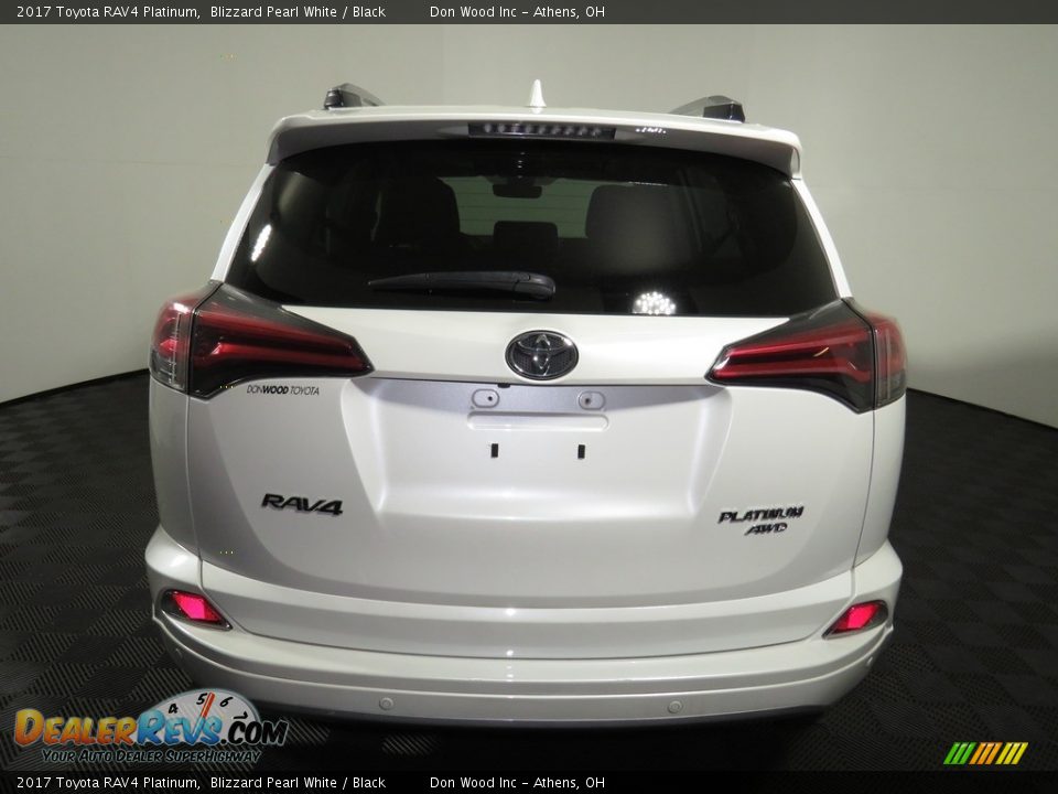 2017 Toyota RAV4 Platinum Blizzard Pearl White / Black Photo #11