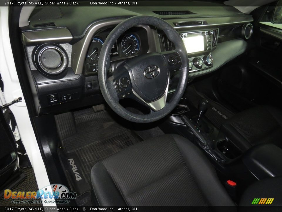2017 Toyota RAV4 LE Super White / Black Photo #19