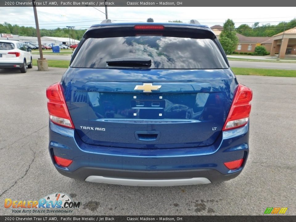 2020 Chevrolet Trax LT AWD Pacific Blue Metallic / Jet Black Photo #8