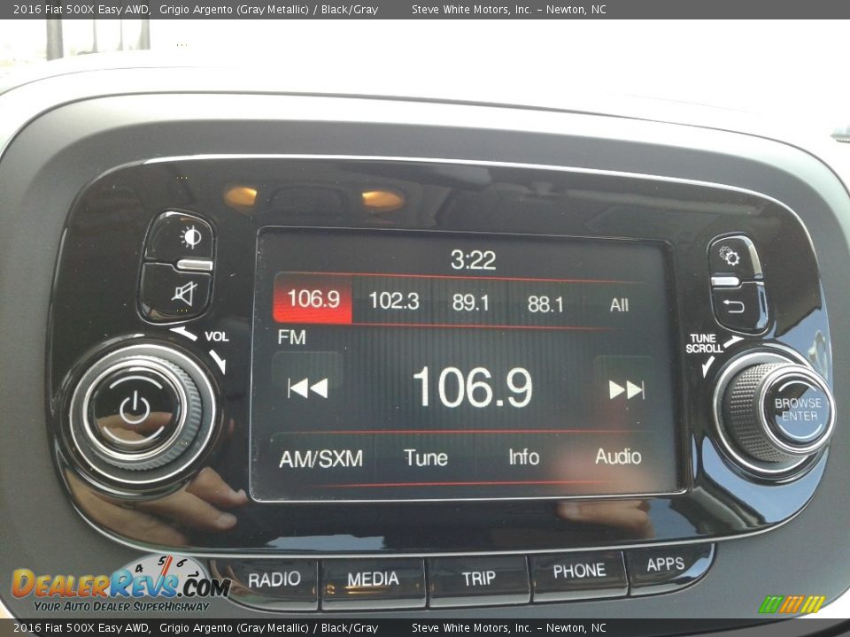 Audio System of 2016 Fiat 500X Easy AWD Photo #22