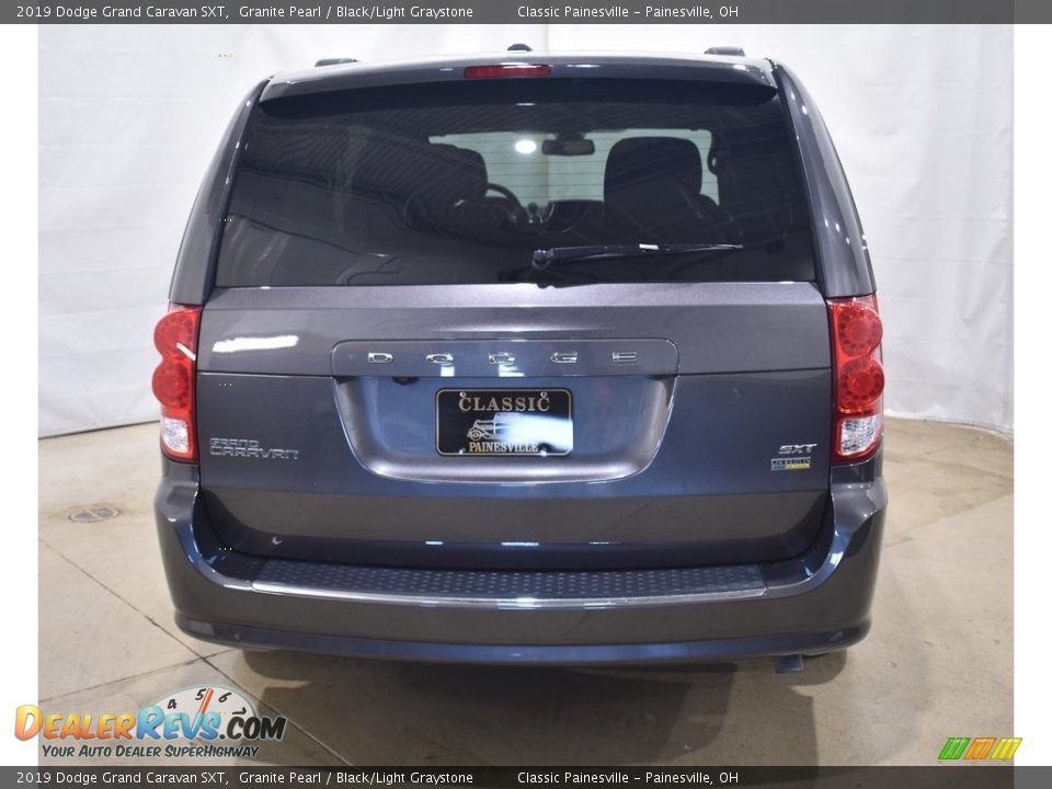 2019 Dodge Grand Caravan SXT Granite Pearl / Black/Light Graystone Photo #3