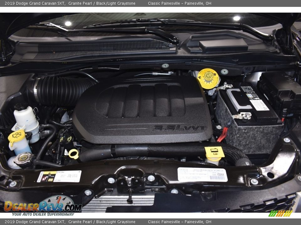 2019 Dodge Grand Caravan SXT Granite Pearl / Black/Light Graystone Photo #6