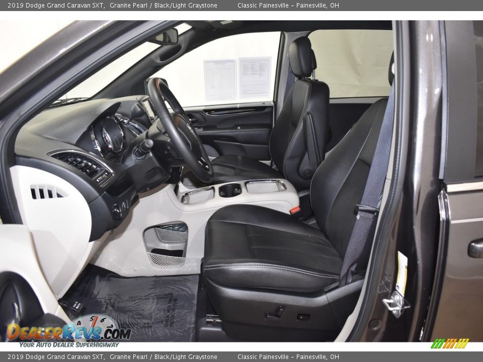 2019 Dodge Grand Caravan SXT Granite Pearl / Black/Light Graystone Photo #7