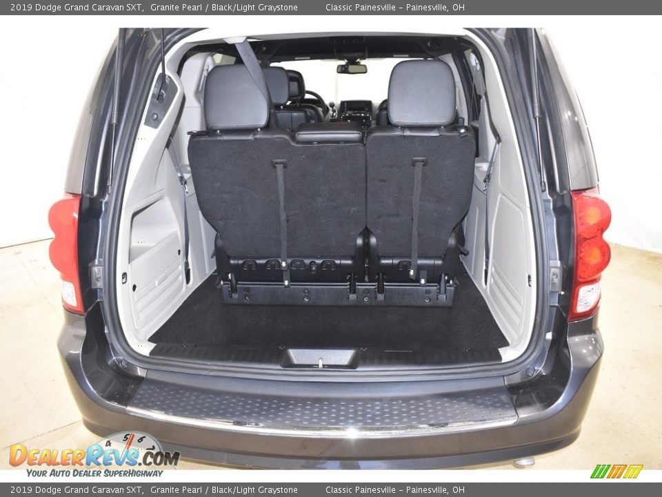 2019 Dodge Grand Caravan SXT Granite Pearl / Black/Light Graystone Photo #10