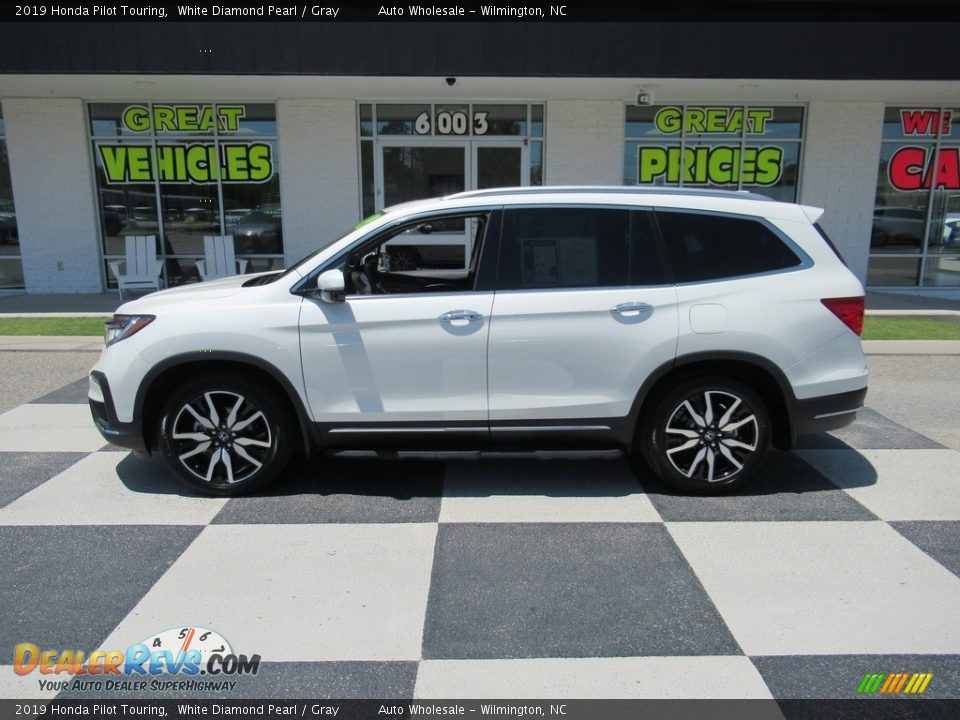 2019 Honda Pilot Touring White Diamond Pearl / Gray Photo #1