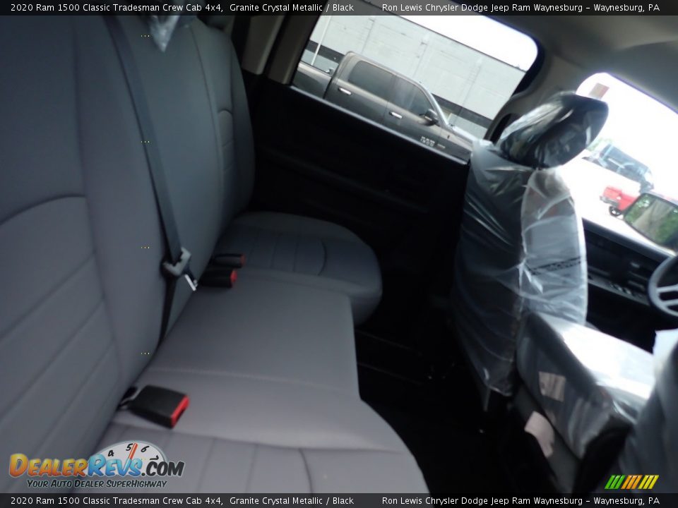 2020 Ram 1500 Classic Tradesman Crew Cab 4x4 Granite Crystal Metallic / Black Photo #11