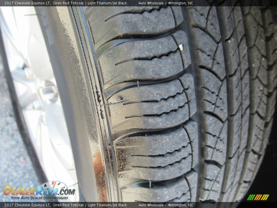 2017 Chevrolet Equinox LT Siren Red Tintcoat / Light Titanium/Jet Black Photo #8