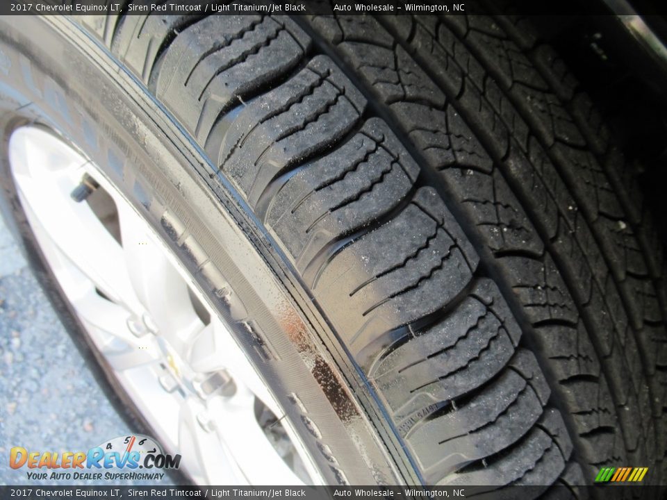 2017 Chevrolet Equinox LT Siren Red Tintcoat / Light Titanium/Jet Black Photo #9