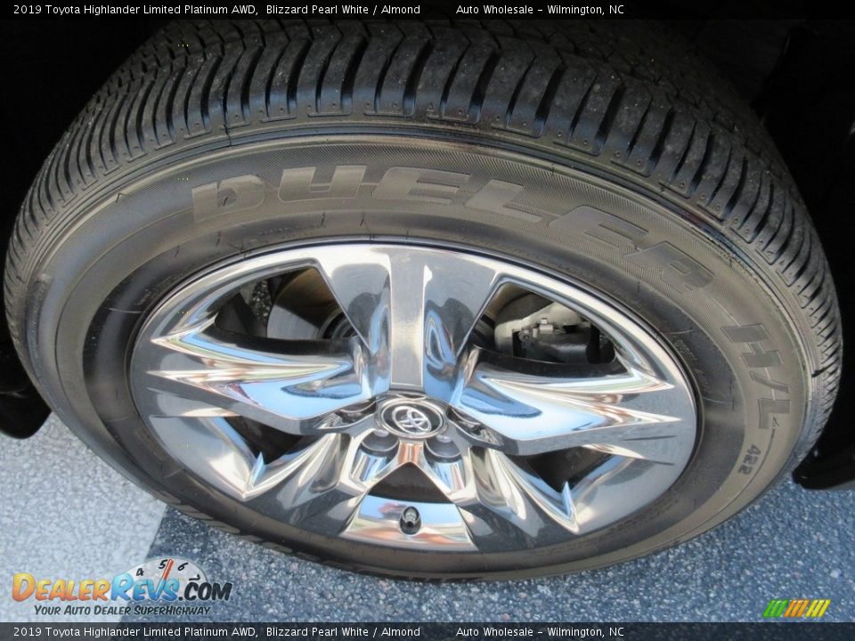 2019 Toyota Highlander Limited Platinum AWD Blizzard Pearl White / Almond Photo #7