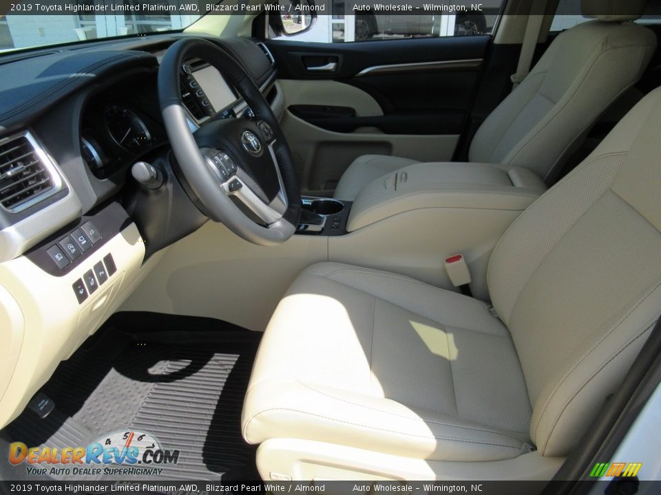 2019 Toyota Highlander Limited Platinum AWD Blizzard Pearl White / Almond Photo #10