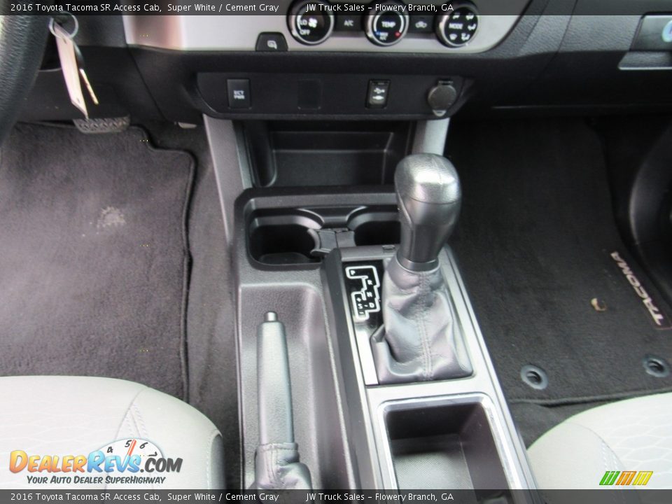 2016 Toyota Tacoma SR Access Cab Shifter Photo #25