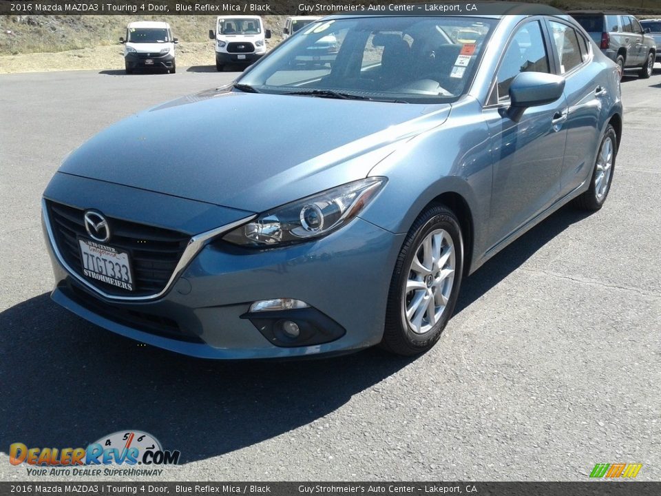 Front 3/4 View of 2016 Mazda MAZDA3 i Touring 4 Door Photo #2