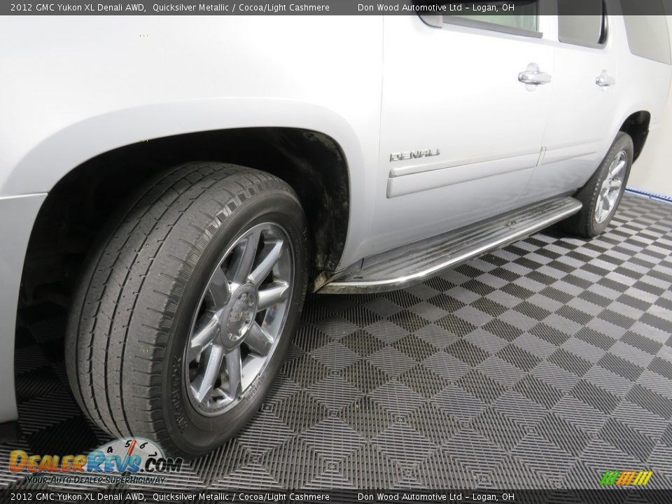 2012 GMC Yukon XL Denali AWD Quicksilver Metallic / Cocoa/Light Cashmere Photo #13
