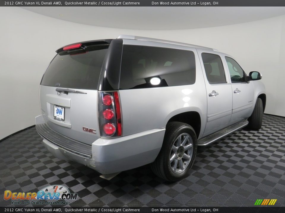 2012 GMC Yukon XL Denali AWD Quicksilver Metallic / Cocoa/Light Cashmere Photo #20