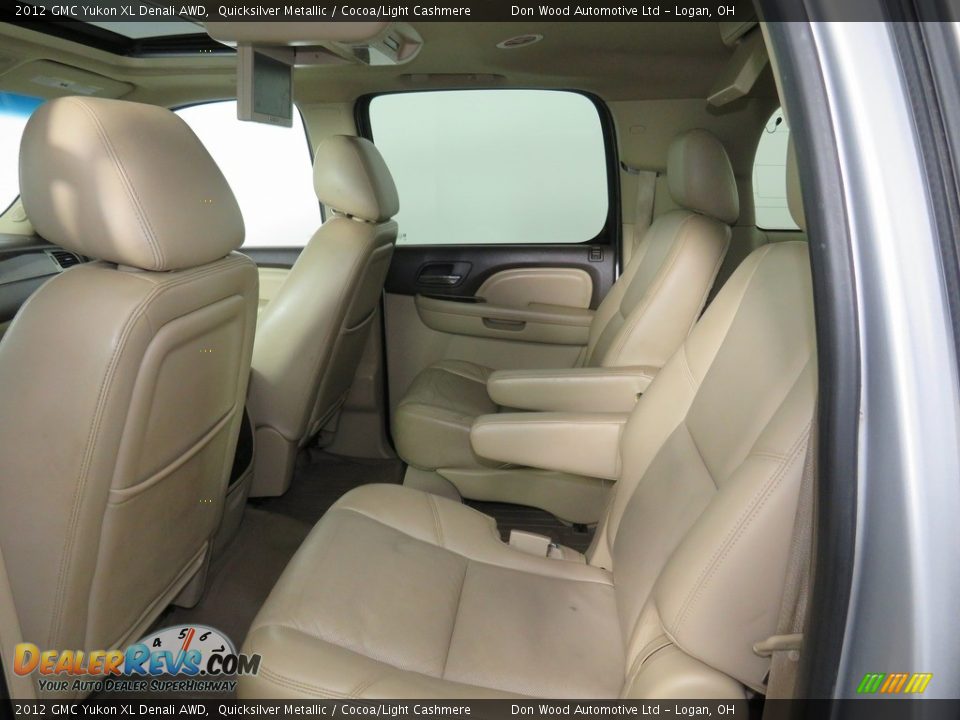 2012 GMC Yukon XL Denali AWD Quicksilver Metallic / Cocoa/Light Cashmere Photo #36