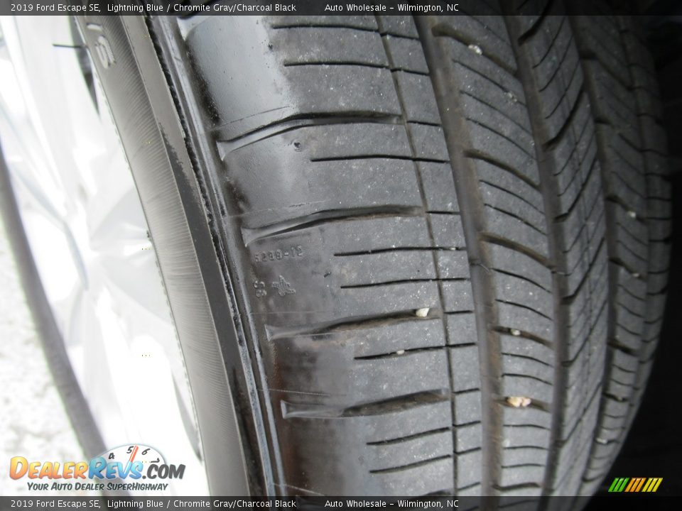 2019 Ford Escape SE Lightning Blue / Chromite Gray/Charcoal Black Photo #9